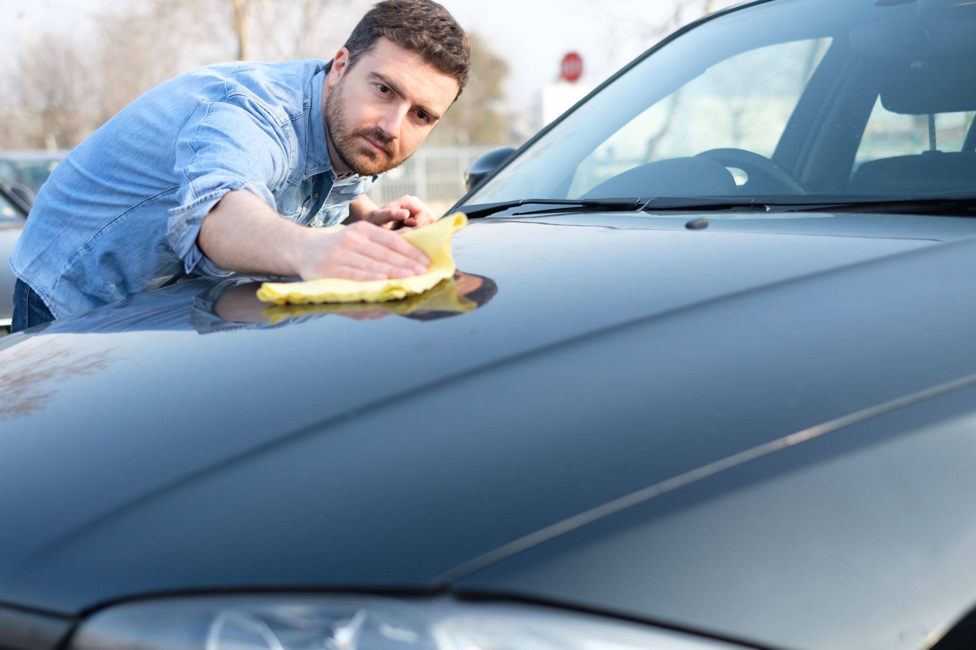 Comment enlever la cire d’une voiture ? Munster